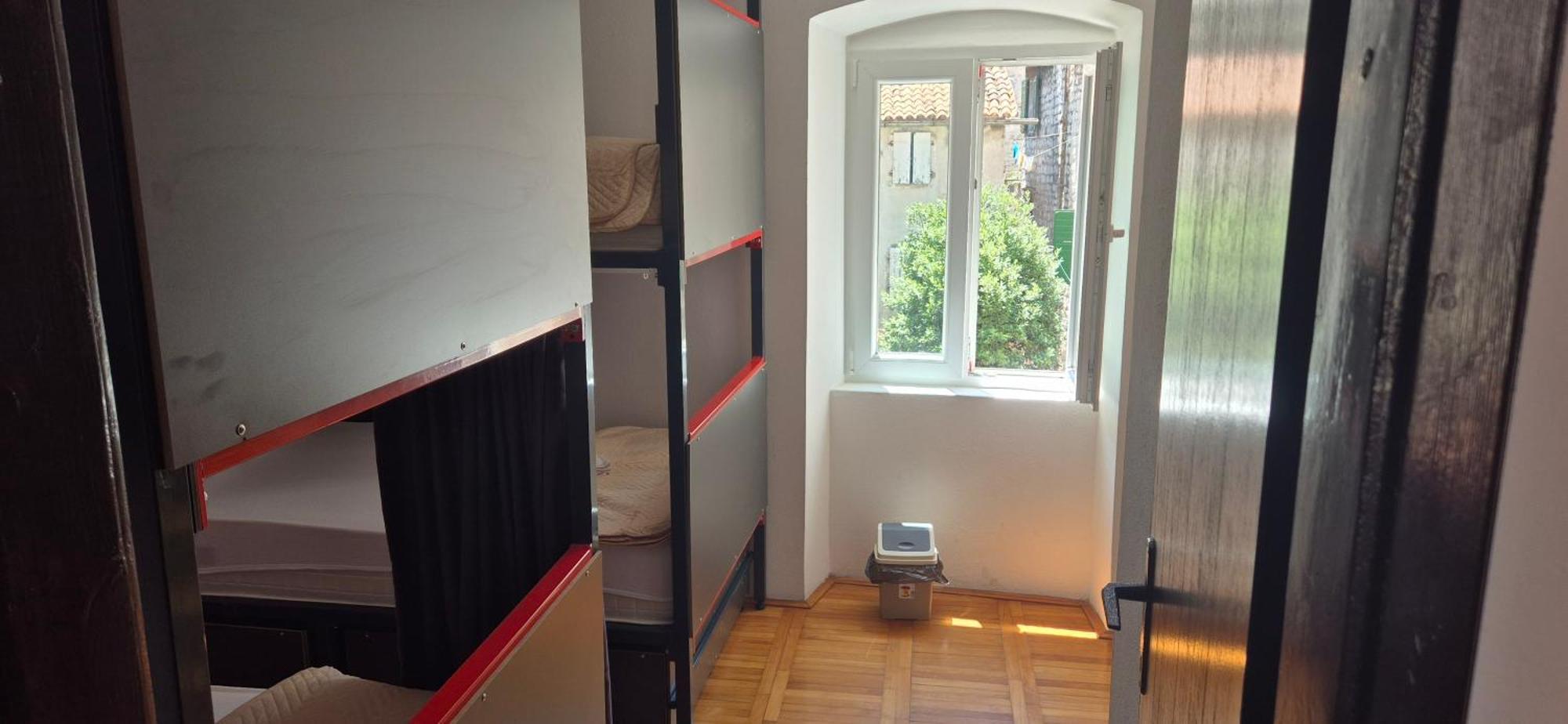 Majka Guest House Cattaro Esterno foto